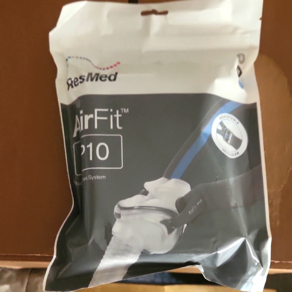 Brand New AirFit P10 Nasal Pillow Mask